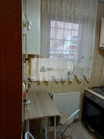 Apartamnet 2 camere 32mp, Decomandat, Zona Trapezului