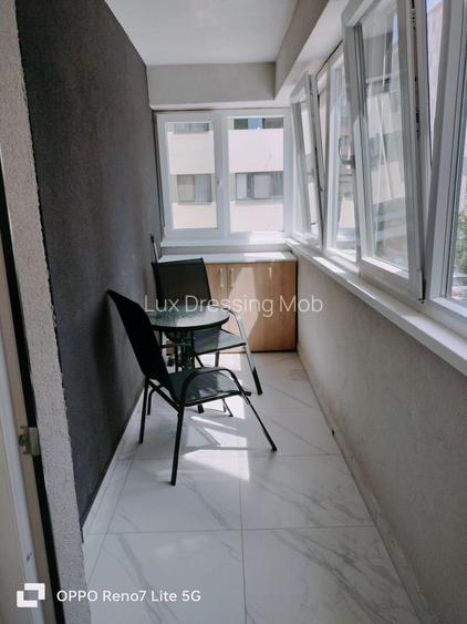 Garsoniera de inchiriat –Dotari: - TV lux - 12