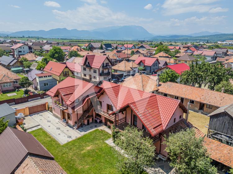 Casă cu potențial turistic în Râșnov, singur in curte, Comision 0%