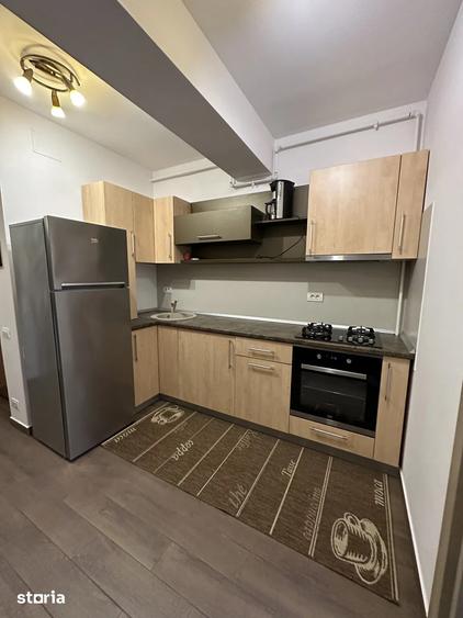 Unirii Garsoniera Bloc Nou cu balcon + prox. metrou
