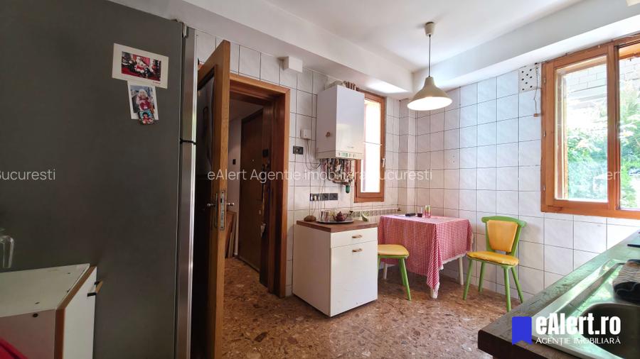 Casă de vânzare zona Domenii, București, str. Constantin Stere. - 35