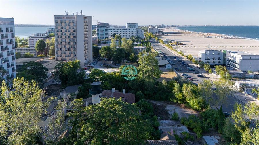 Vand fostul BAR ORIENT din MAMAIA avand teren 4371m, langa Vila Regala ( Regina