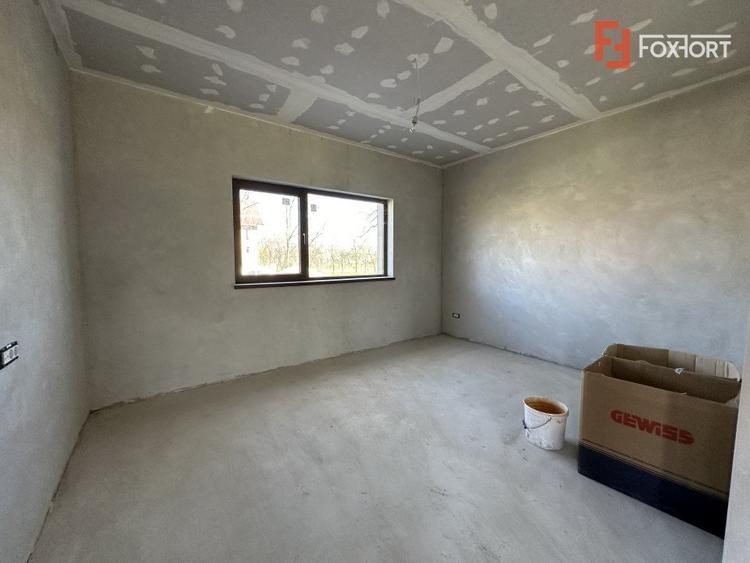 COMISION 0% Duplex cu 4 camere si terasa de 16 mp - zona Dragsina