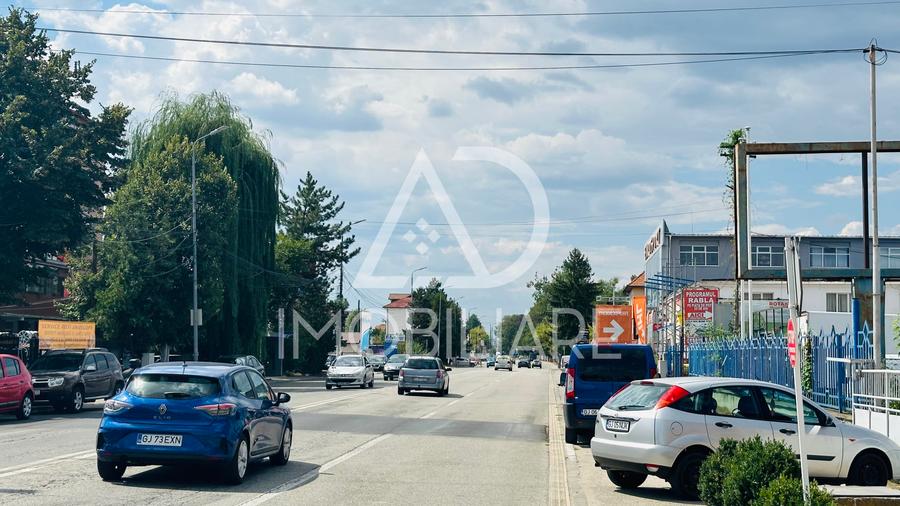 Vânzare teren intravilan + imobile situate pe Calea București