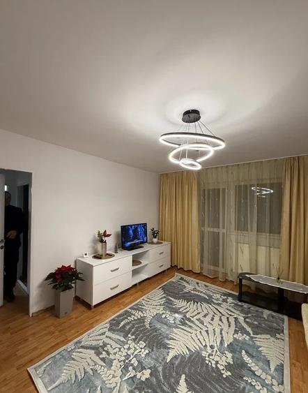 Apartament 2 camere de închiriat – Cetate – 52 mp – renovat-320 €/lună