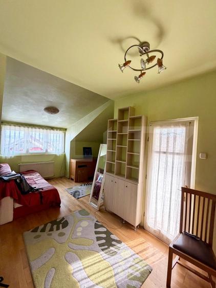 Apartament 3 camere in vila, 76.7 mp, zona Andrei Muresanu