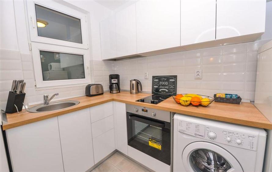 Calea Victoriei apartament 2 camere, mobilat  si  utilat