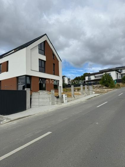 Duplex cu vedere superba pe str Voronet - 12
