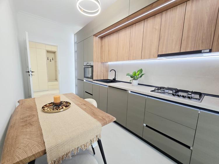 Inchiriez Apartament Premium 2 Camere Exigent Plaza Parcul Liniei