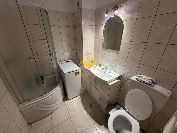 O camera decomandata, Manastur, Parang, Baza Sportiva