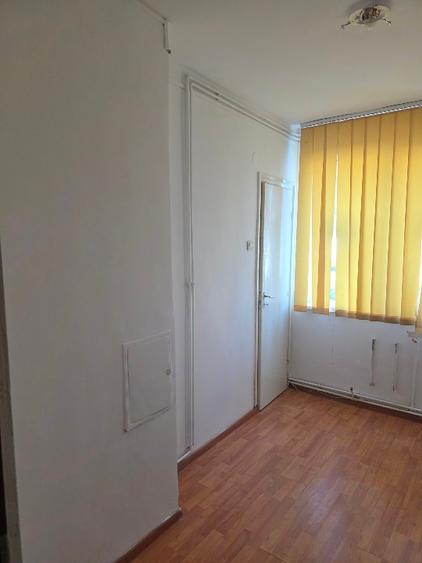 Apartament excelent pt CASA DE AMANET , SCHIMB VALUTAR , birouri