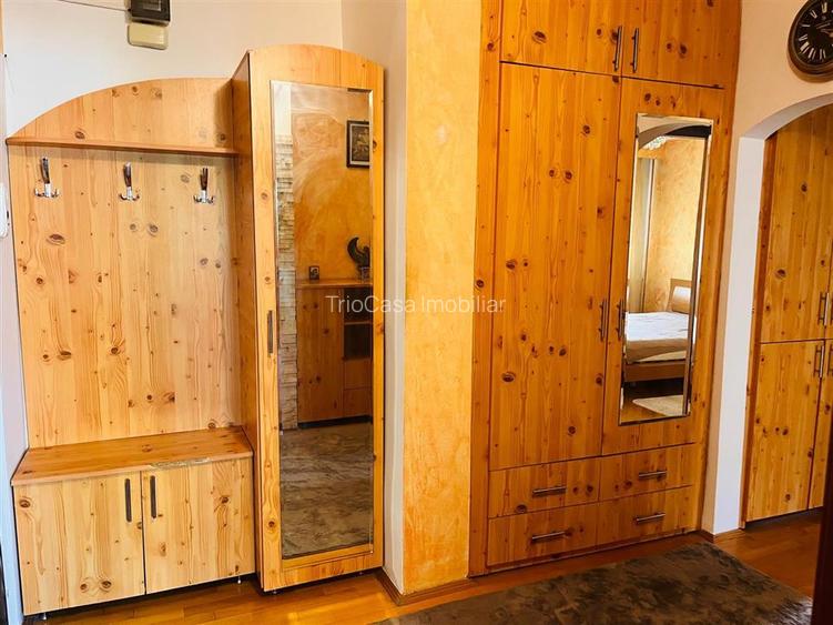 Apartament primitor 2 camere, George Enescu - zona Liceul Energetic