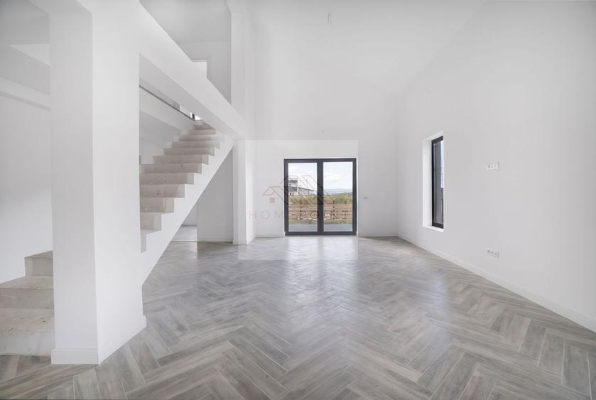 Casa de vanzare | Izvor Tărlungeni