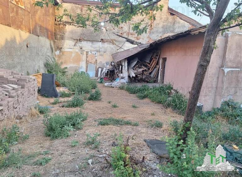 Teren si Casa de vanzare Tei-Oportunitate de investitie