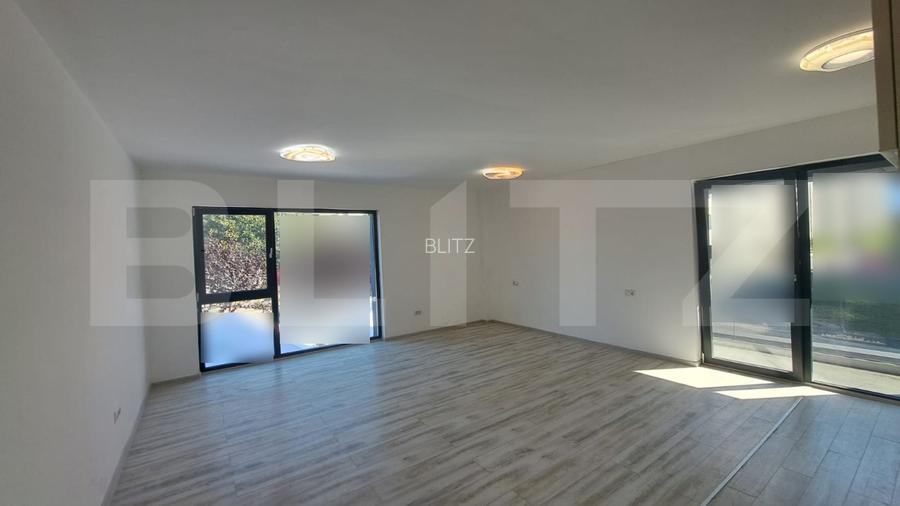 Garsoniera open-space, 43 mp, zona Tractorul - 3