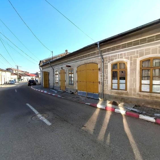 Vilă interbelică de excepție utilizare mixtă Ultracentral Odobești