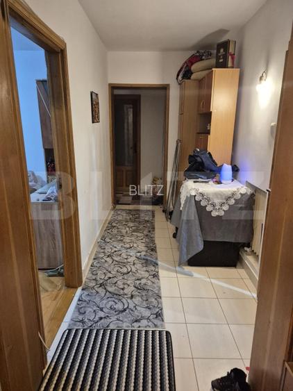Apartament 3 camere, etaj 3, cartier George Enescu, Suceava - 2