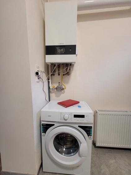 Apartament complet renovat cu centrala