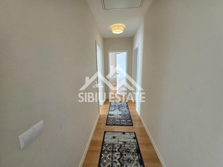 Apartament 4 camere cu terasa si pod, mobilat utilat