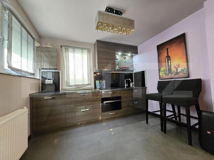 Casa solida, individuala si elegant amenajata la vanzare in Cartieru Iris