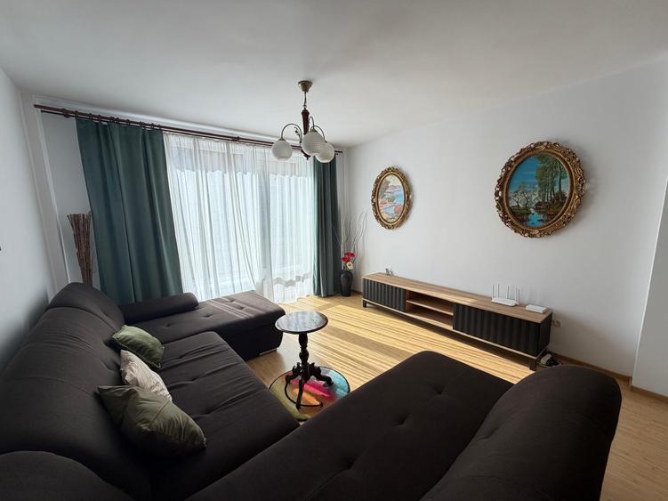 Apartament 4 camere - 2 bai - 3 balcoane - garaj - Hipodrom - str Rahovei