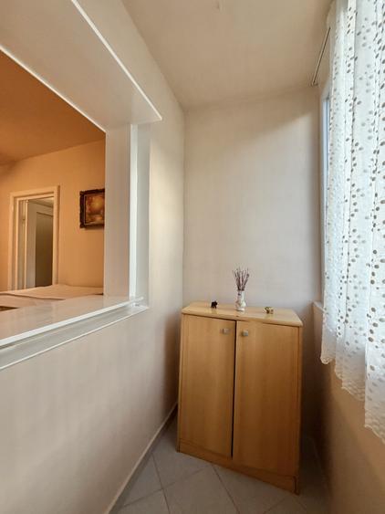 Apartament 2 camere, etaj 2, zona Dacia
