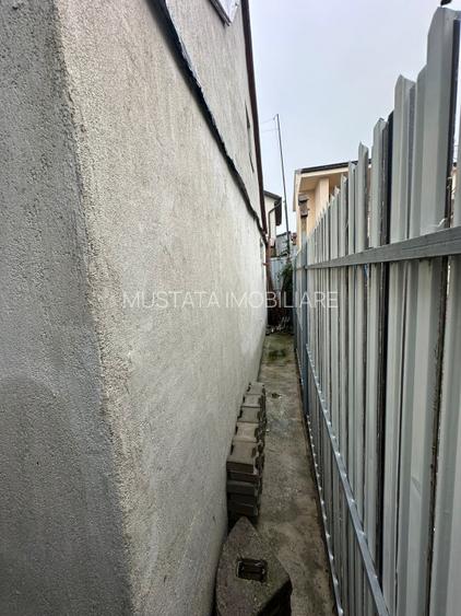 - Casa Parter+Mansarda, zona Islaz. - 10