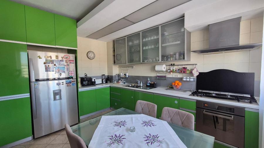 Calea Floreasca-lac,  apartament 4 camere, 154 mp totali, imobil boutique 2006,