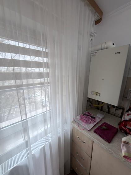Apartament 3 camere la strada complet renovat