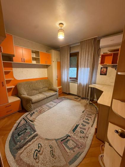 Apartament 4 camere - Centru, Galati