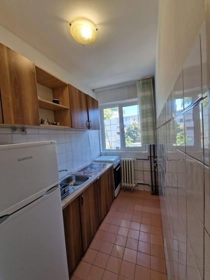 Apartament 2 camere, etaj 2, zona Șagului, preț avantajos
