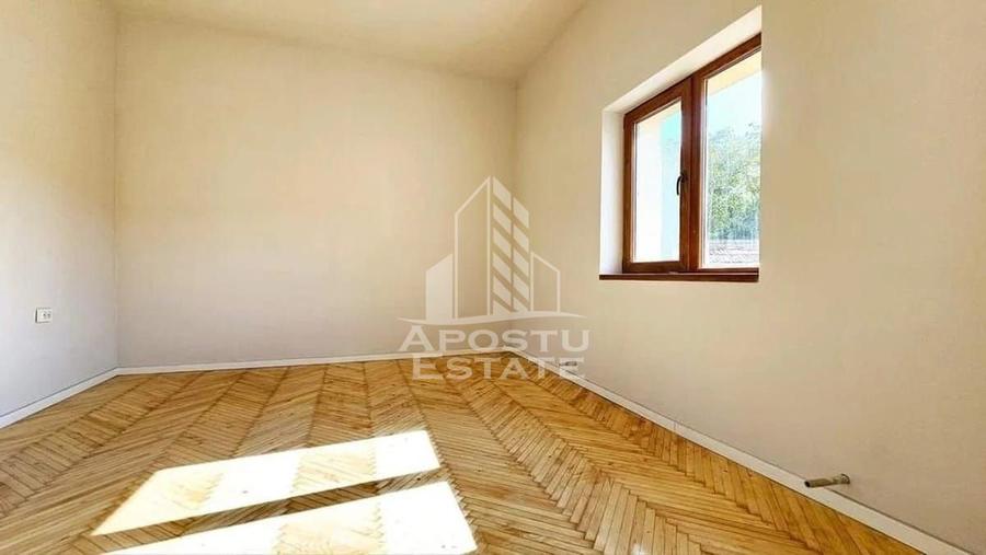 Apartament cu 2 camere, 90 mp construiti, Zona Centrala