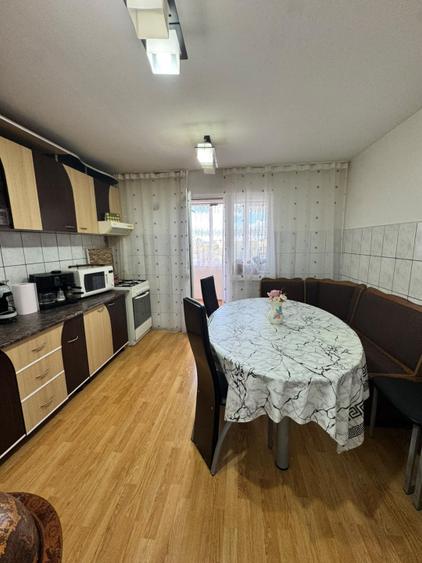 Apartament 2 camere 56 mp Etaj 2 Dublă orientare Zonă liniștită