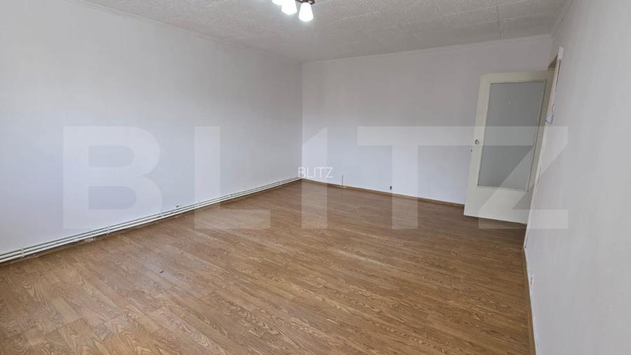Apartament de vanzare, cu 3 camere, 76 mp, zona Micro 17 - 6