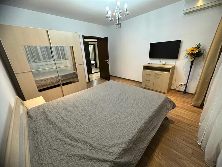 3 camere 2 bai Parcare 120 mp et. 1 AN 2007 Ghencea Drumul Taberii
