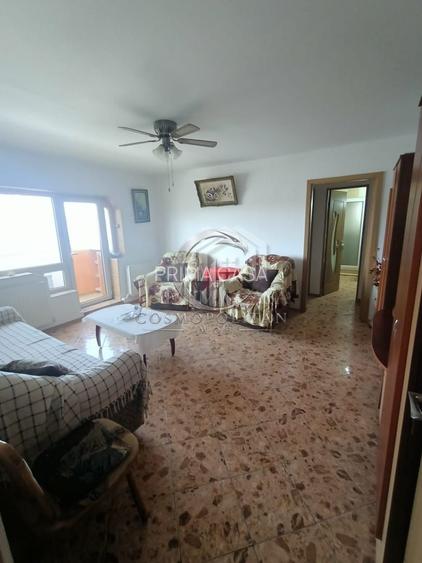 Apartament cu 3 camere zona Pod etaj 2 din 4 confort 1 cu imbunatatiri - 9