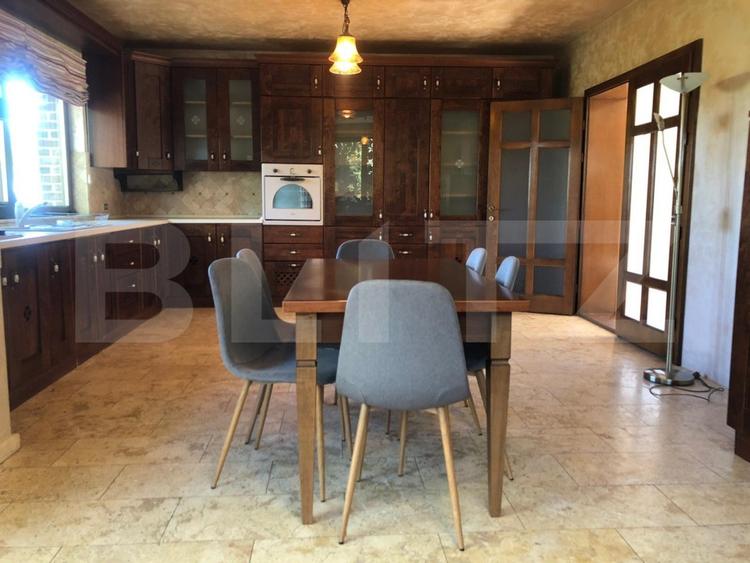 Casa individuala, 310 mp, 900 mp teren, zona Faget