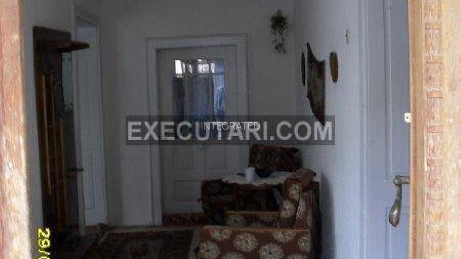 Casa S+P - 72 m² + Anexe - 120 m² + Teren - 509 m², Poiana Sibiului