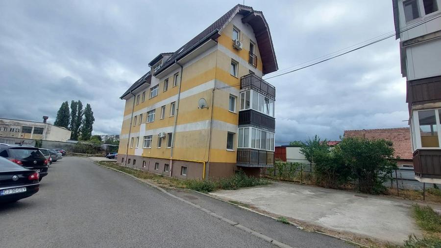 0 % Comision 1 camera, 37 mp, modern, zona strazii Campina
