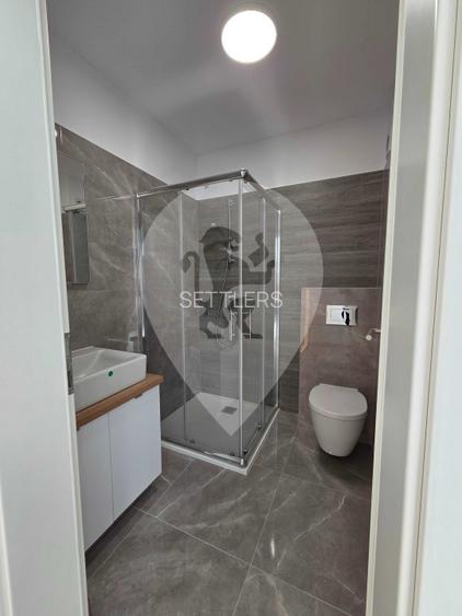 DE INCHIRIAT apartament 3 camere CORESI - 3