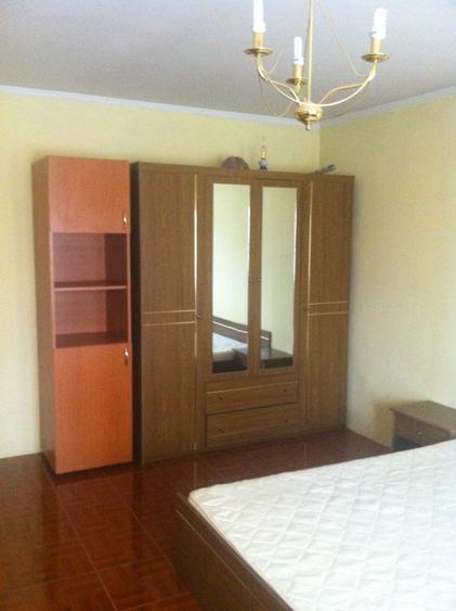 Garsoniera mobilata si utilata, 42 mp , centrala gaz , 300 Euro