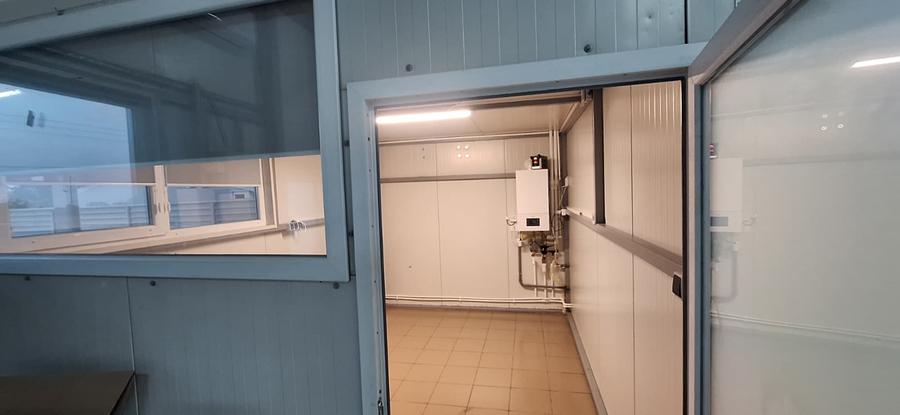 Inchiriez hala noua, in supr de 216 mp, Bascov, langa Pitesti 1 100 EUR neg.