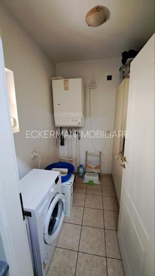 1 Decembrie-vila de vanzare, p+1, teren 830 mp, util 175 mp, 2 terase, foisor