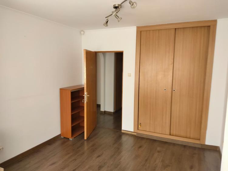 Inchiriere 3 camere Iancului Metrou* NEMOBILAT