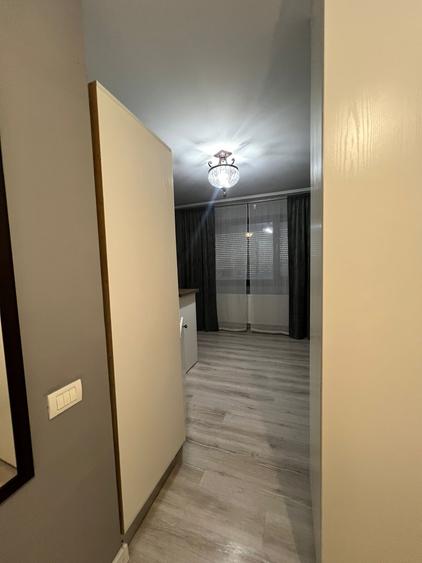Garsoniera de lux, moderna, totul nou ,bloc nou, 350 euro ,termen lung, Campus