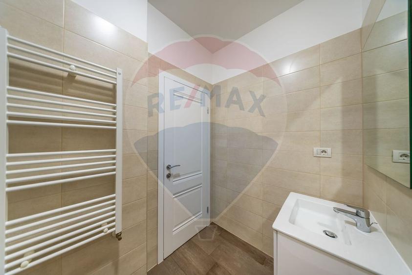 Apartament de închiriat modern la Adora Park, strada Cocorilor