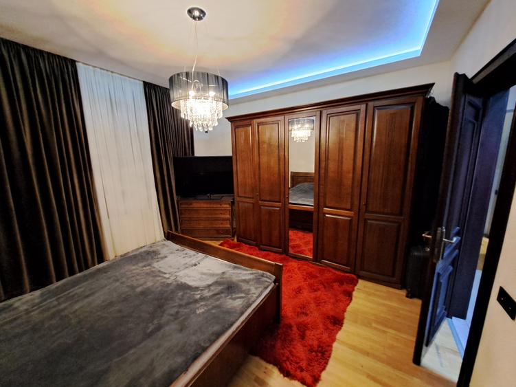 APARTAMENT 5 CAMERE CU SCARA INTERIOARA IN VILA - ANVELOPATA TERMIC ANUL CURENT