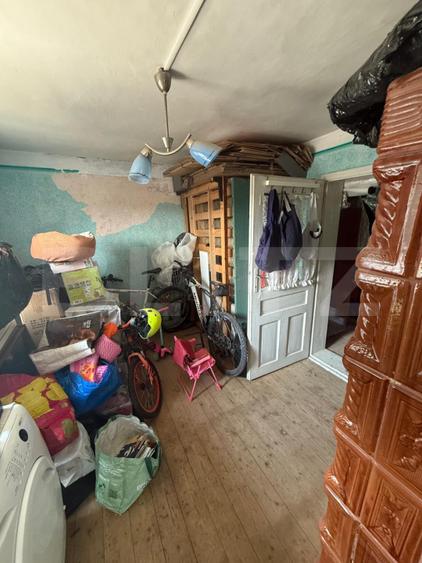 Casă 60 mp + Teren 2150 mp, zona Burdujeni