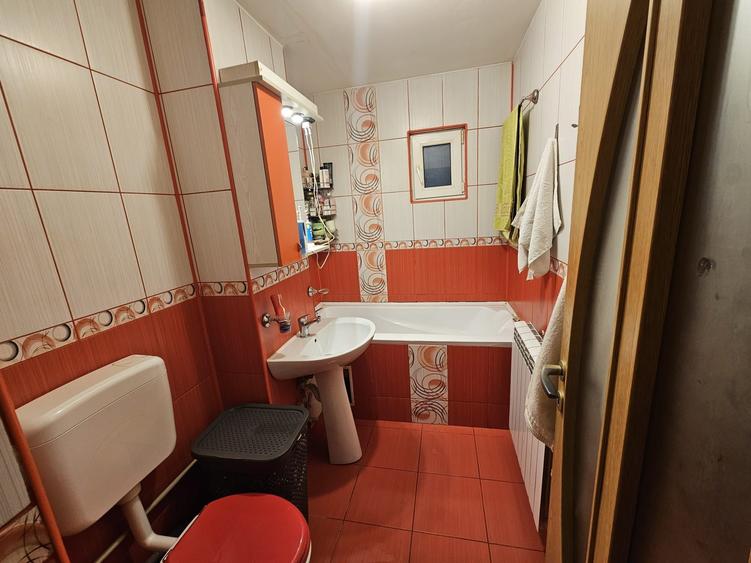 Apartament 4 camere, zona Frumoasa, etaj 2! MOBILAT si UTILAT !