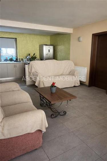 Vila individuala,5 camere,5 bai,170mp utili,areal A,teren 660 mp,Sangeorgiu de